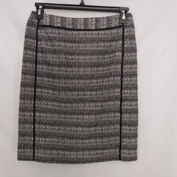 Liz Claiborne | Black White Tweed Textured Pencil Skirt | Size 6 - Picture 3 of 5